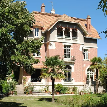 Chateau Mezger 3*