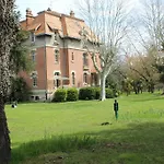 Bed and breakfast Chateau Mezger 3*