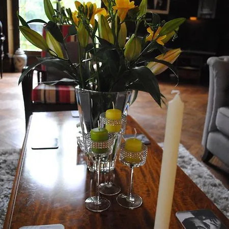 Chateau Mezger Bed & Breakfast 3*