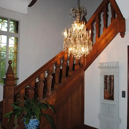 Chateau Mezger 3* Albefeuille-Lagarde