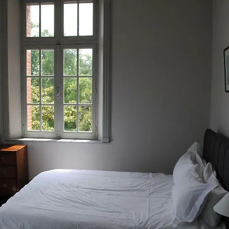 Chateau Mezger Bed & Breakfast 3*