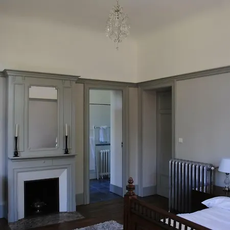 Chateau Mezger Bed & Breakfast