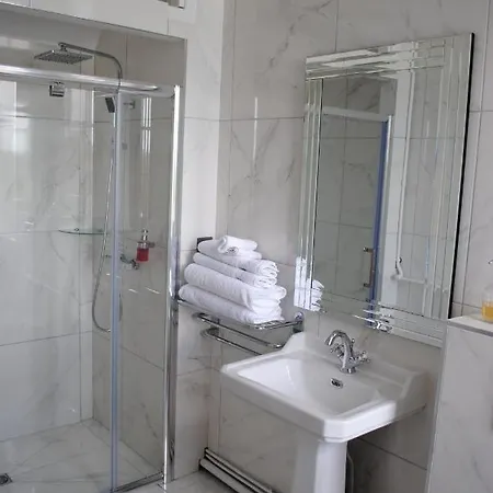 Bed & Breakfast Chateau Mezger