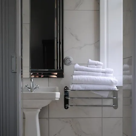 Chateau Mezger 3* Albefeuille-Lagarde